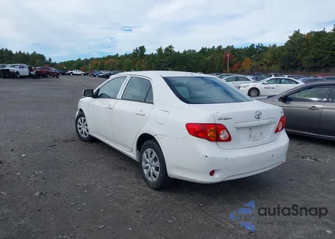 2010 Toyota Corolla Le z USA, uszkodzony, nr VIN 2T1BU4EE1AC485510